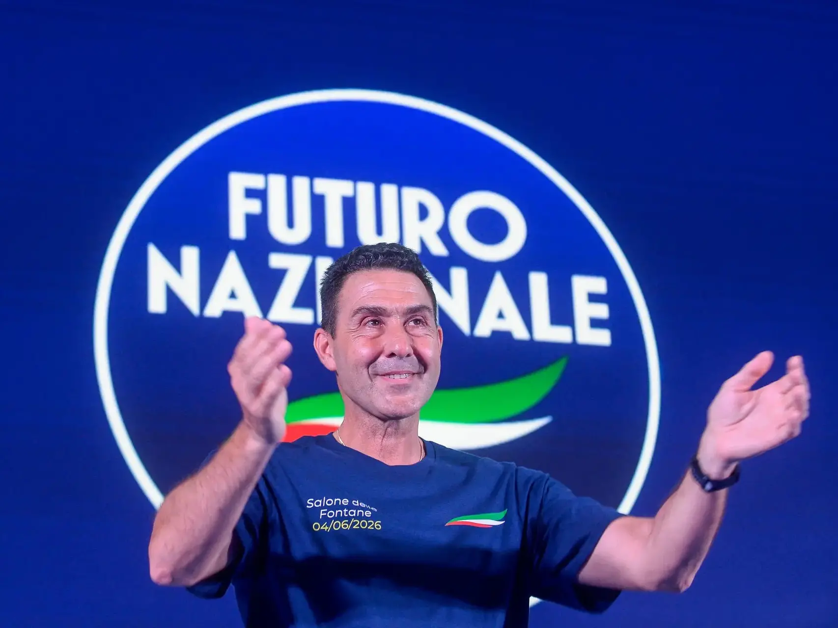 Vannacci, il traghetto verso Montecitorio si riempie: ecco chi prepara le valigie in Calabria