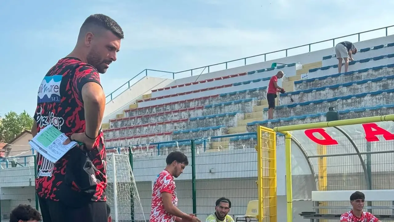 Serie D, domani l'esordio in Coppa Italia per il Praiatortora. Viscardi: «Brindisi avversario forte, ma giochiamo per vincere»\n
