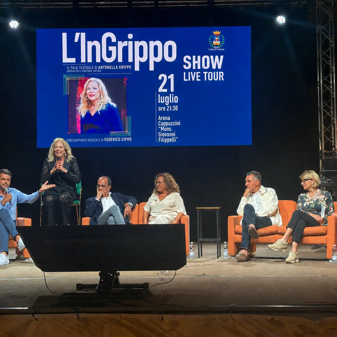 <p>Musica, politica e grandi ospiti: Ingrippo Show Tour, dalla televisione alle piazze il filo non si spezza</p>