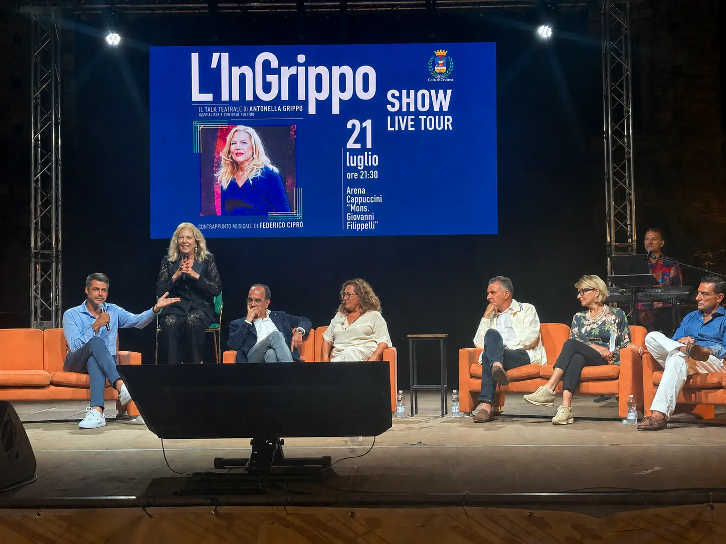 Musica, politica e grandi ospiti: Ingrippo Show Tour, dalla televisione alle piazze il filo non si spezza\n