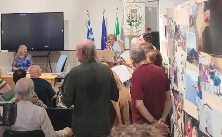 Bova Marina, il sindaco di Roccaforte del Greco Ercole Nucera alla visita dell’Ambasciatrice di Grecia: «L’identità grecanica è un ponte tra Calabria e Grecia»\n