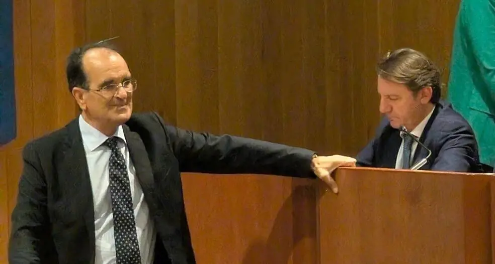 Giannetta con Vannacci, Bruno: «Maggioranza come ghiaia se capogruppo FI abbandona il partito»