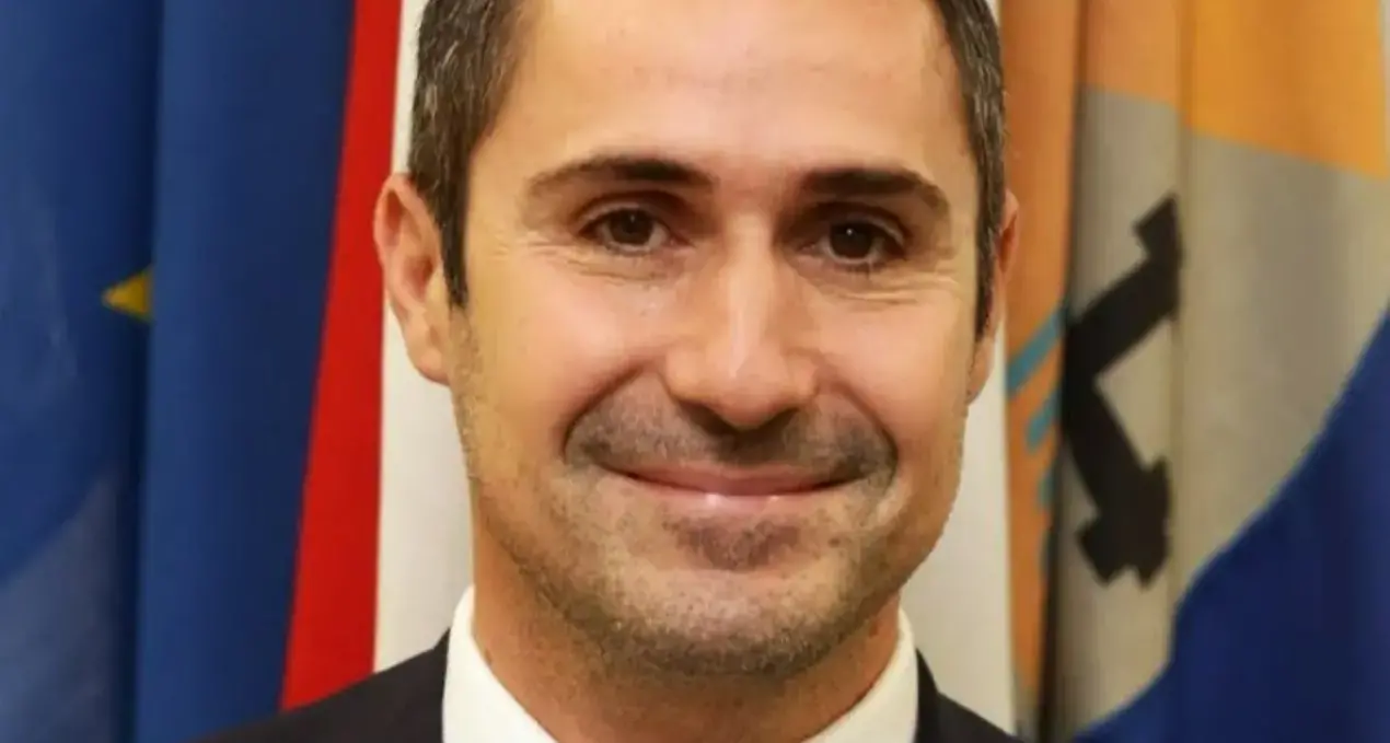 Suppletive a Reggio Calabria, Giannetta con Futuro Nazionale: Alecci attacca Occhiuto e parla di “fallimento politico”\n