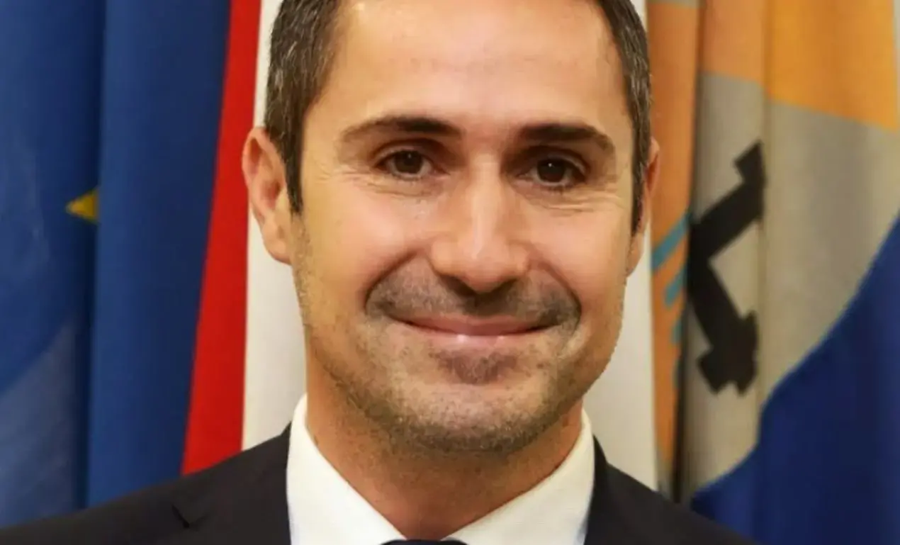 Suppletive a Reggio Calabria, Giannetta con Futuro Nazionale: Alecci attacca Occhiuto e parla di “fallimento politico”\n