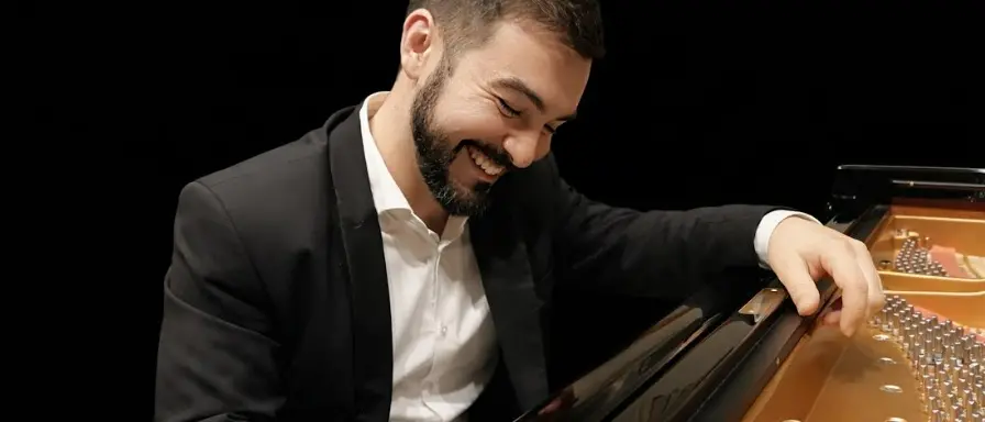Costa degli dei International music festival: a Nicotera il pianista Giuseppe D’Aloi con il recital Paesaggi dell’anima\n