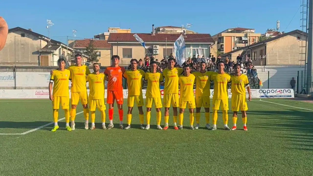 Coppa Italia (Serie D): esordio da sogno per il Praiatortora, Vibonese beffata ai calci di rigore\n\n\n
