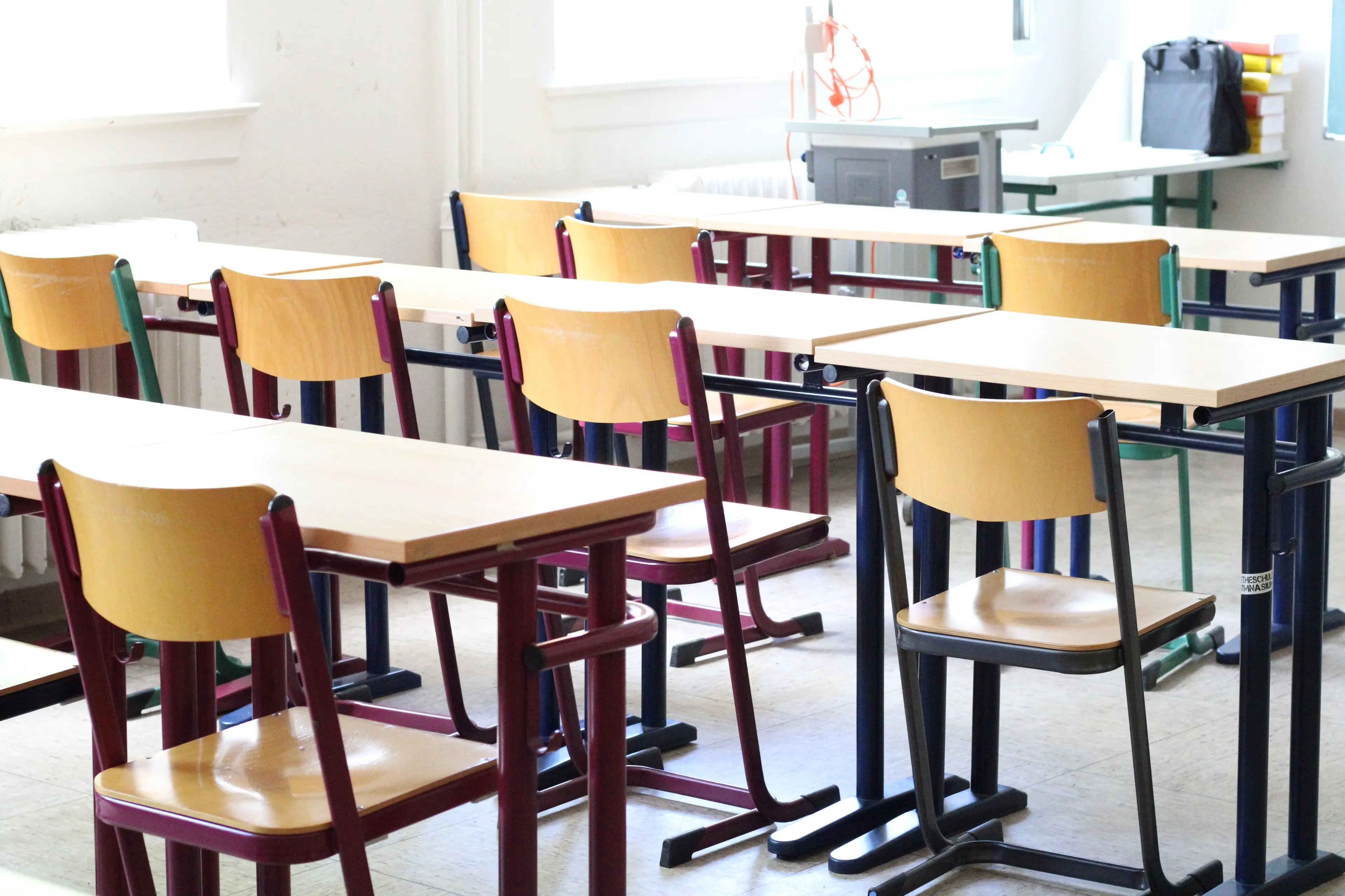 Scuola, la prima campanella si prepara a suonare: ecco quando riprenderanno le lezioni in Calabria\n