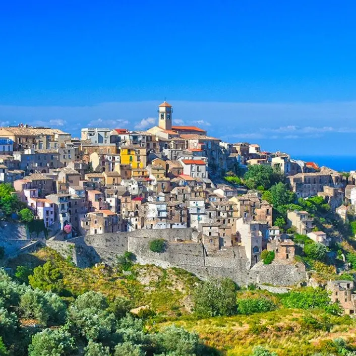Spop-Art Fest, Badolato torna a raccontare lo spopolamento attraverso l’arte\n