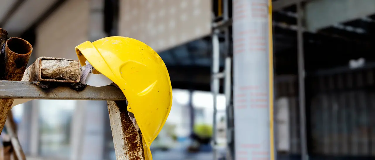 Incidente sul lavoro a Belcastro, operaio cade da un’impalcatura: è grave\n