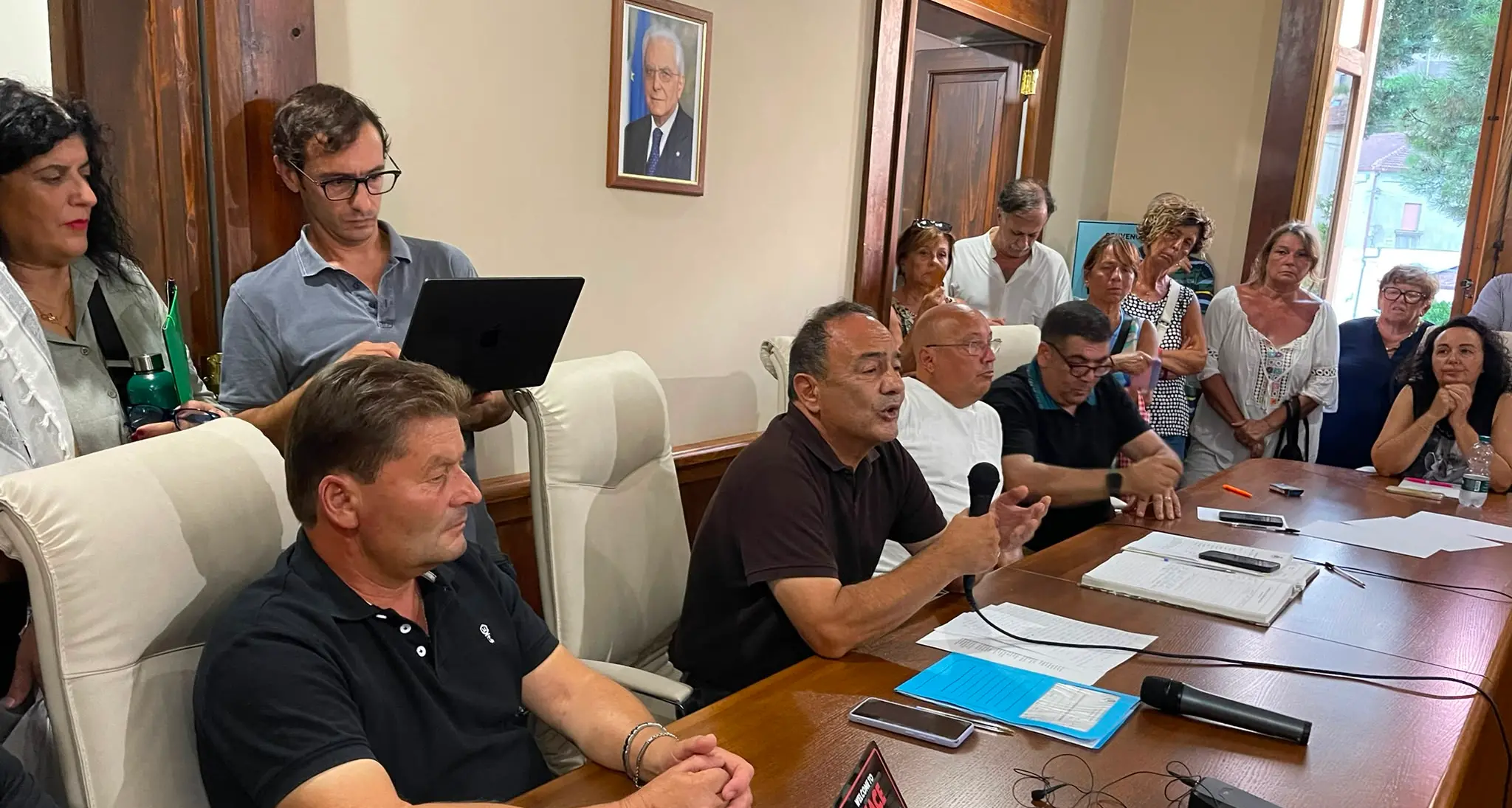 Riace, il gemellaggio con la Palestina spacca il Consiglio: Lucano perde la maggioranza\n