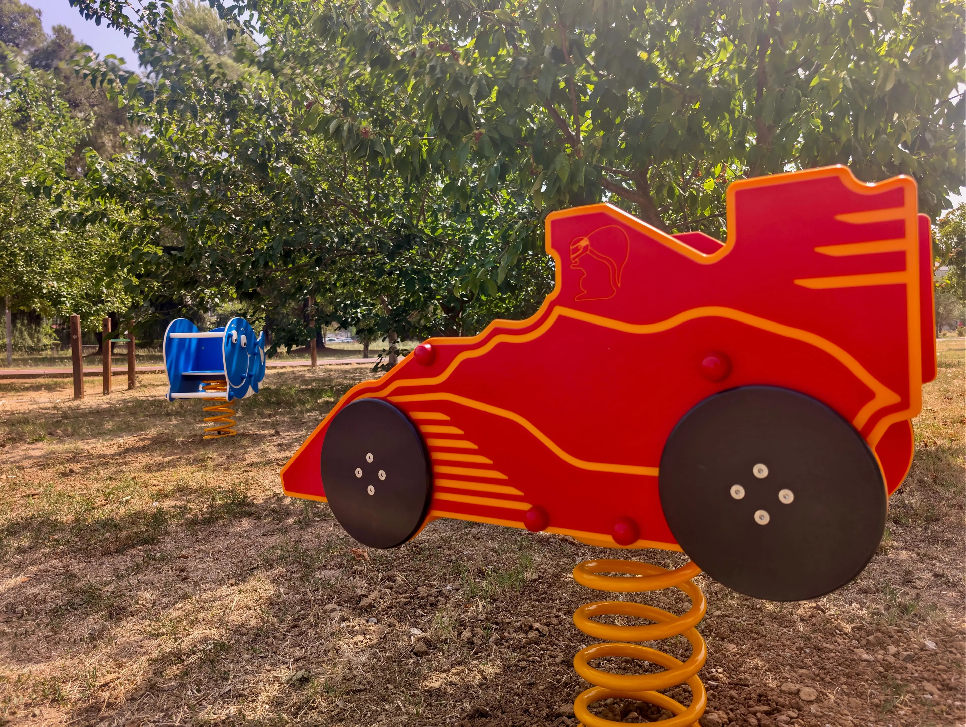 Rende, i parchi gioco tornano ai bambini: conclusi i lavori in sette aree della città\n