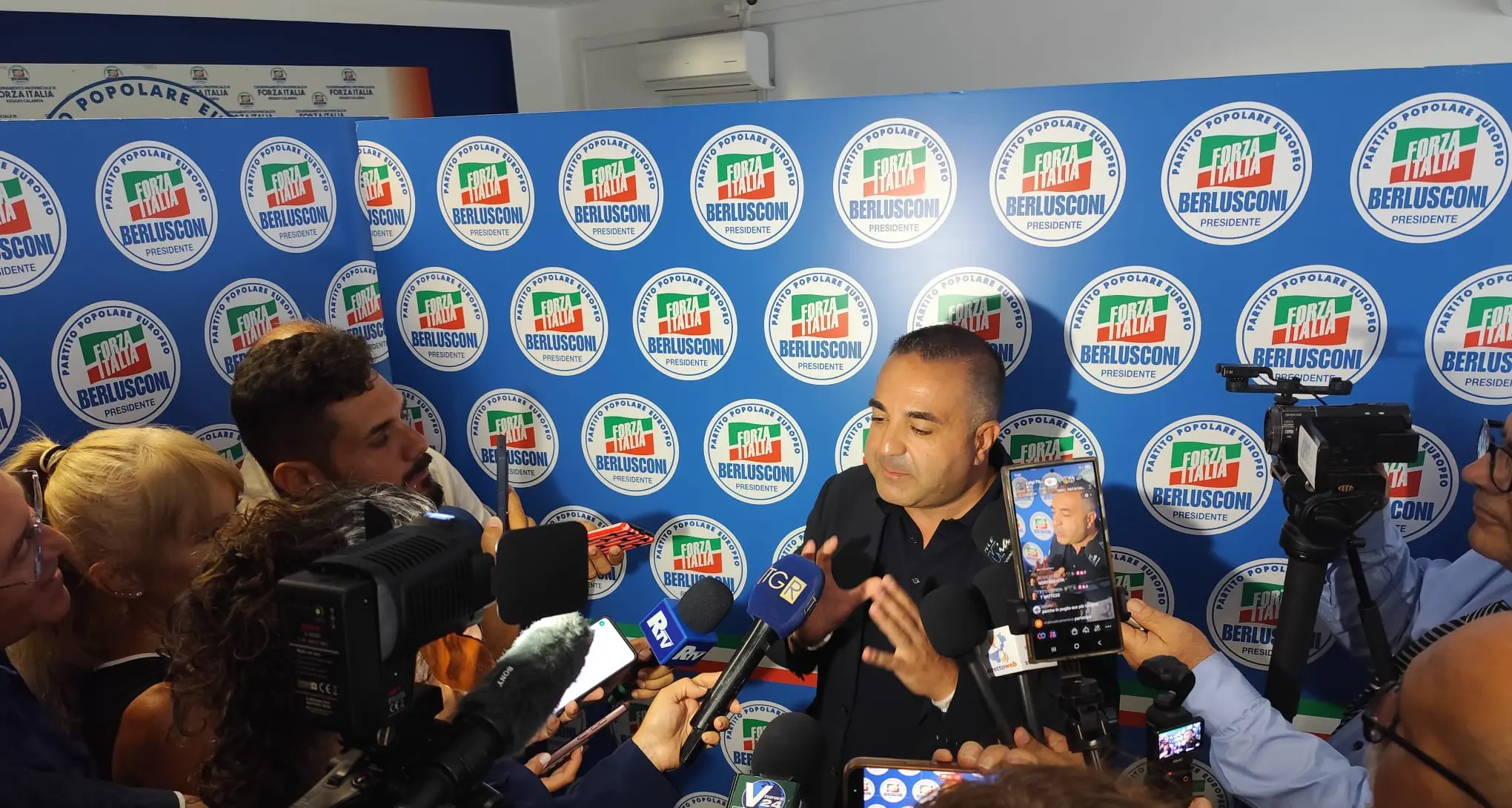 Cannizzaro: «Roscioli l’ho imposto io, lavorerà a Roma per Reggio»\n