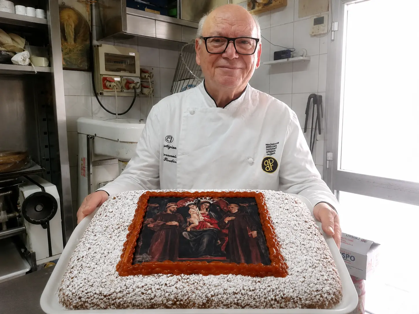 Giovanni Logiudice, il maestro della dolcezza reggina: la Torta della Nonna diventa omaggio alla Madonna della Consolazione\n