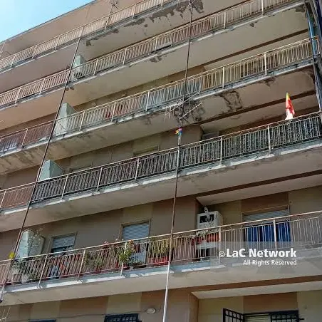 <p>Maria Luce torna a casa: dimessa la bimba caduta dal balcone insieme a mamma e fratellini</p>