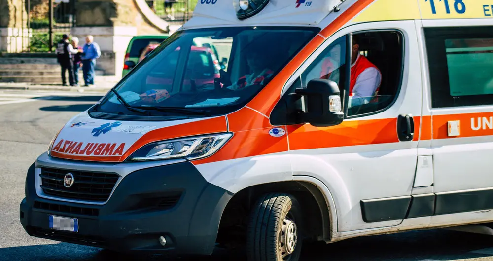 Tragedia nell'Aquilano, bimba di 4 anni investita e uccisa da una moto\n