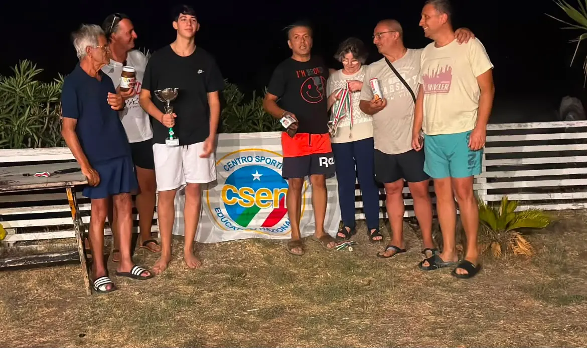 Il VI memorial Giuseppe Mancuso fra beach volley, drink e sana amicizia