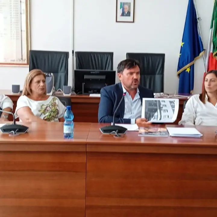 San Giovanni in Fiore, l'opposizione: «Pronti ad approvare il rendiconto». Il centrodestra contesta i conti di Barile\n