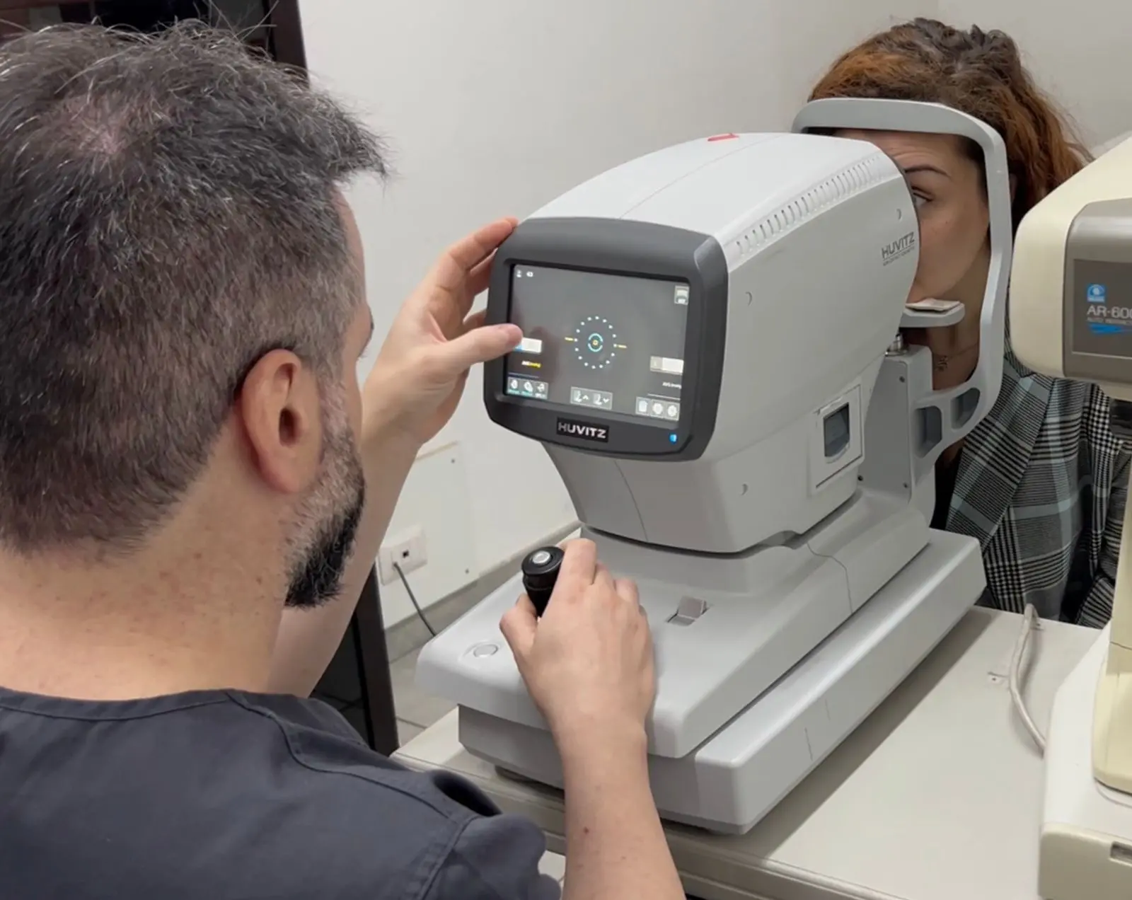 Salute degli occhi in estate, prevenzione e screening gratuiti: l'iniziativa di UICI Calabria e Iapb a Rende\n