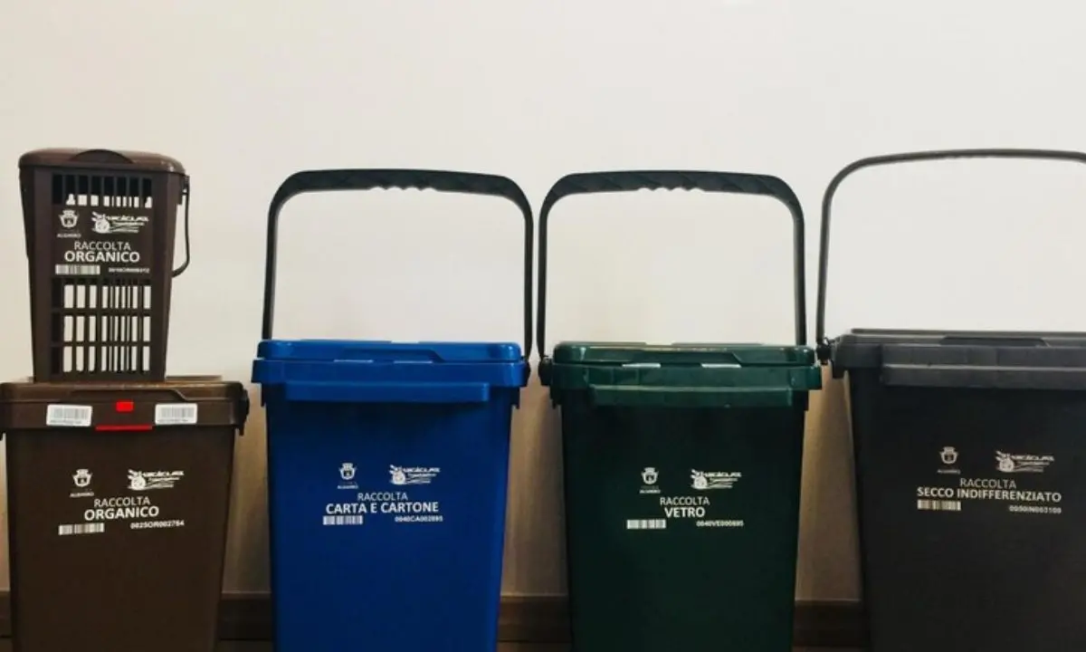 Rifiuti e raccolta differenziata, La Strada: «Le\u00A0sanzioni non bastano senza un servizio efficiente»\n