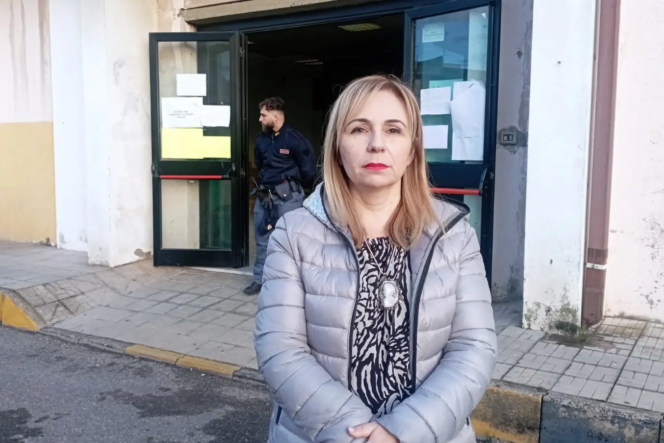 <p>«Se scrivi ancora ti scanniamo i figli e il cane»: ennesima intimidazione al sindaco di Gioia Tauro Simona Scarcella</p>