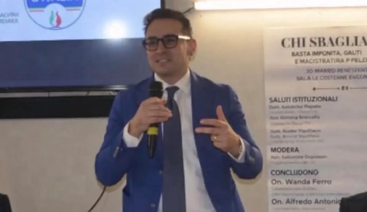 Gioia Tauro, la condanna di Fratelli d’Italia per le minacce\u00A0al sindaco Scarcella\n