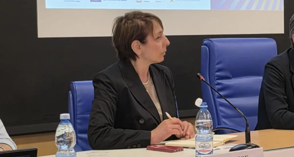 Cosenza calcio, nuova governance: Rita Scalise presidente del club rossoblù\n