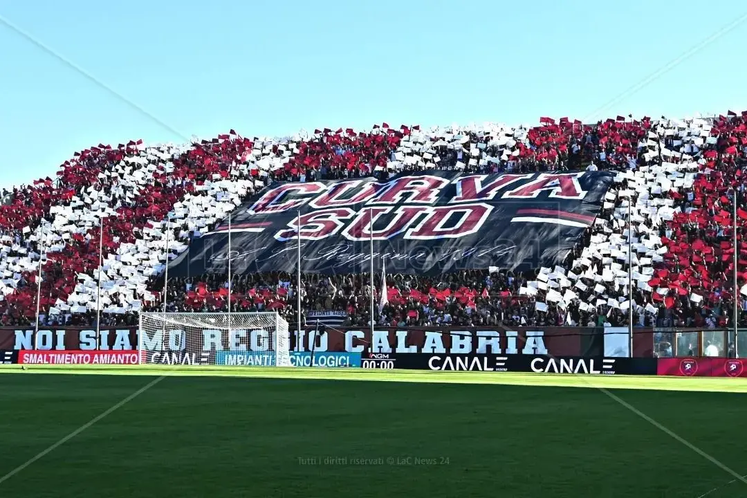 Reggina, la festa amaranto in chiaro su Dazn\n