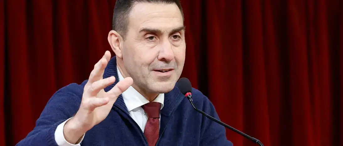Vannacci rompe il vecchio bipolarismo: il prossimo Parlamento rischia di non avere più un vincitore\n
