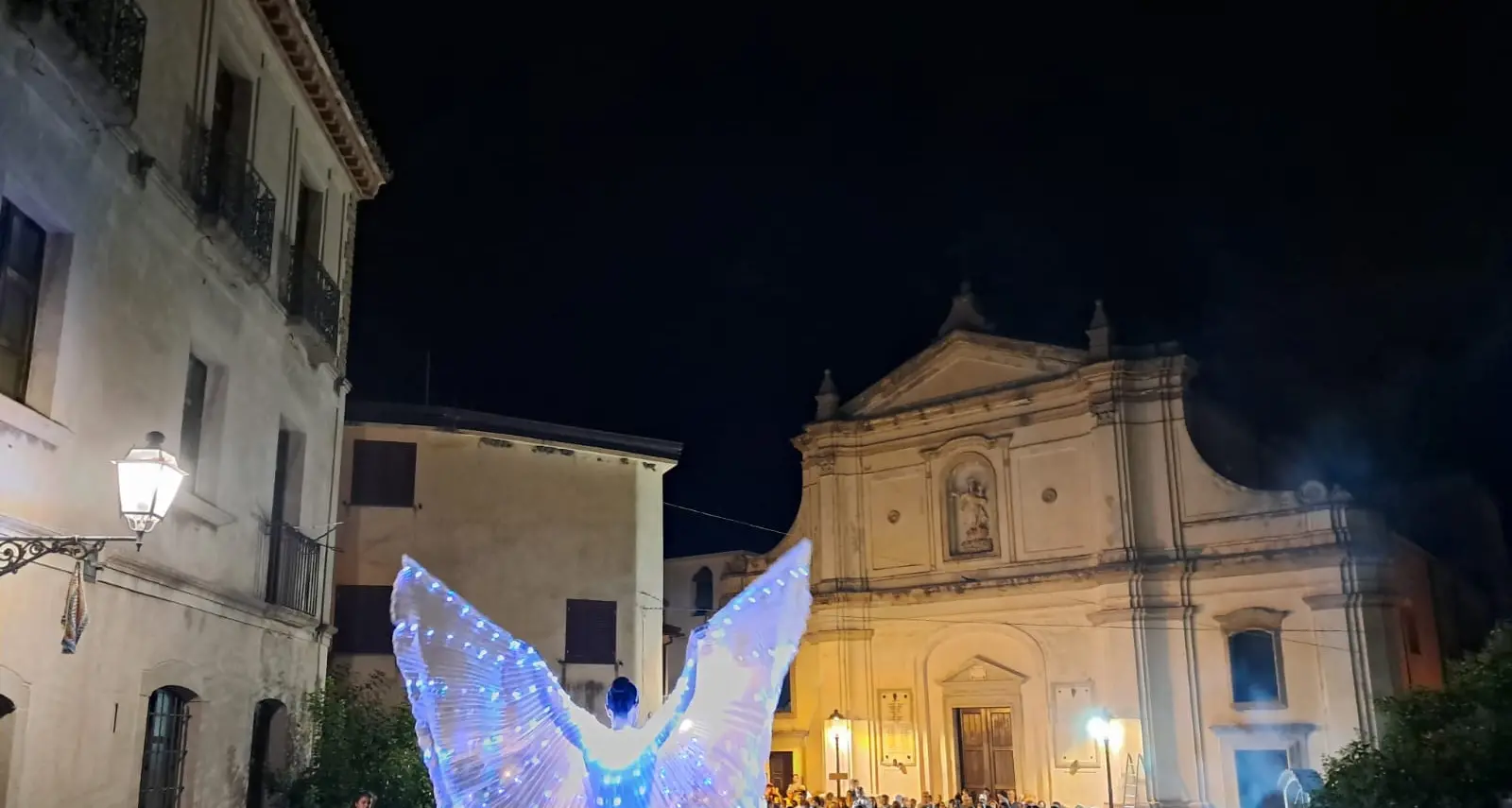 Estate di cultura a Santa Caterina dello Ionio tra dibattiti, folklore e tradizioni\n