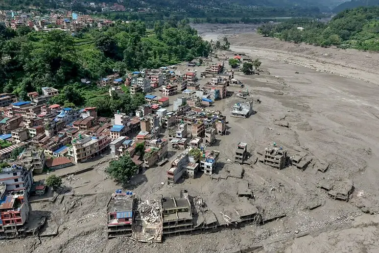 Alluvione tra Nepal e Tibet, due italiani tra i dispersi\n
