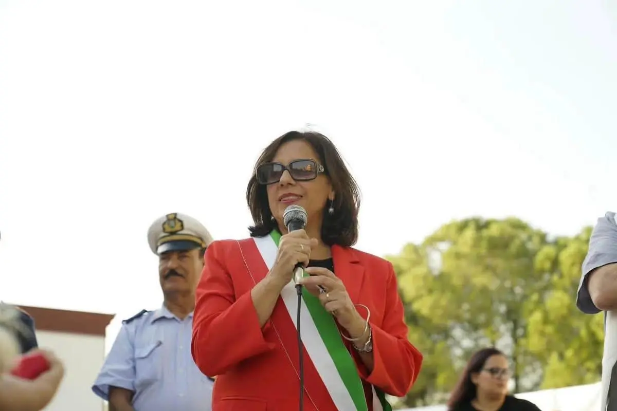 Da Isola Capo Rizzuto la sfida del sindaco Maria Grazia Vittimberga: «La politica? È prima di tutto un atto d’amore»\n