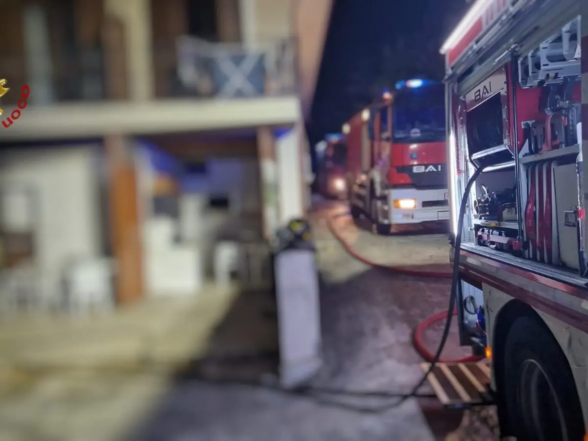 È morto il 48enne rimasto ferito nell’esplosione in un B&B di Mileto: gravissime la bimba e la madre