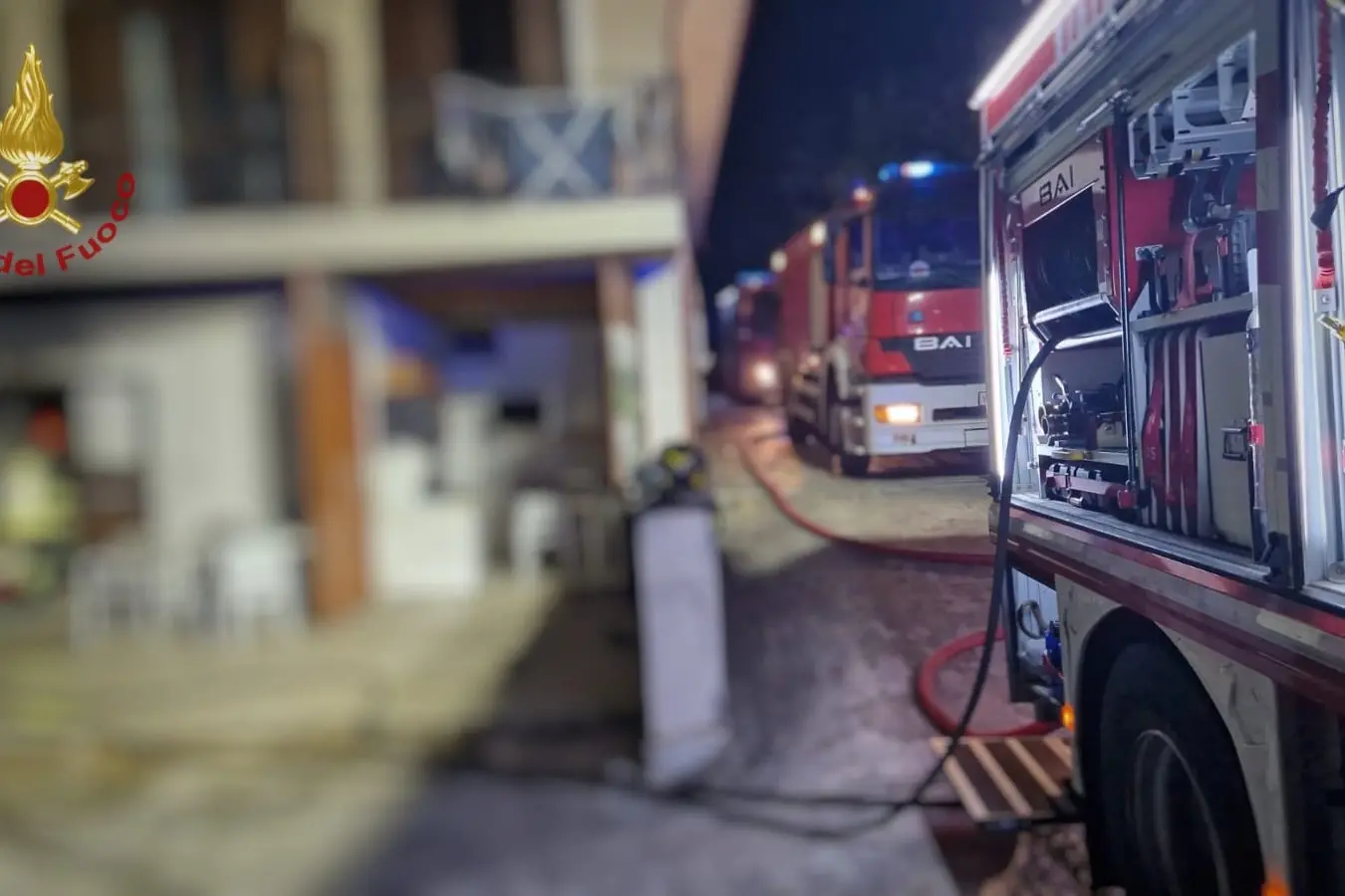 È morto il 48enne rimasto ferito nell’esplosione in un B&B di Mileto: gravissime la bimba e\u00A0la madre\n