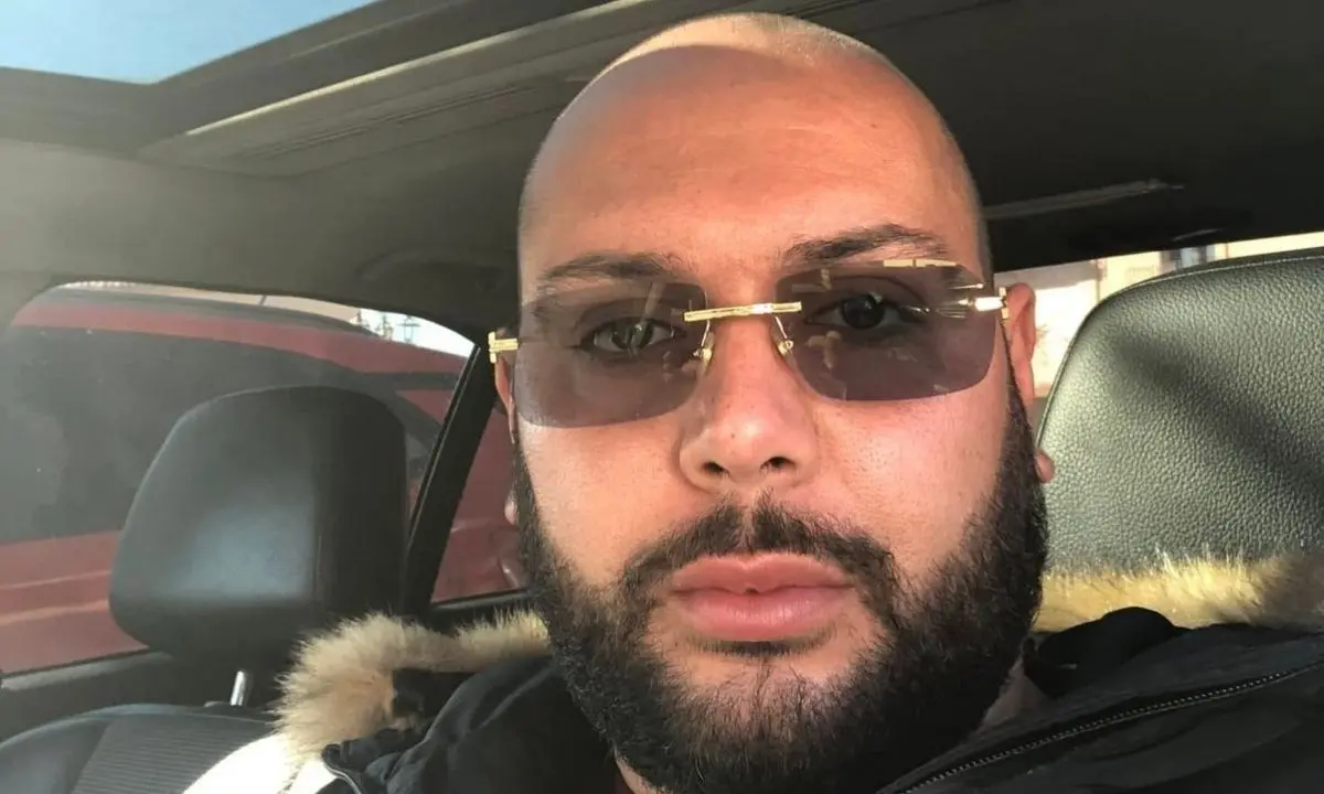 Omicidio a Lauropoli, una telecamera riprende i due presunti killer: Scorza era l’obiettivo\n