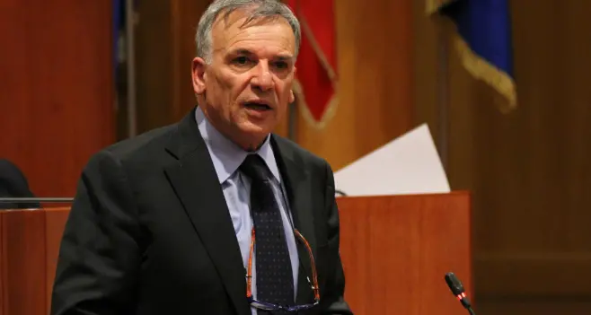 Lamezia, Tallini attacca Murone: «Sindaco telecomandato, restituisca la parola agli elettori»\n\n\n