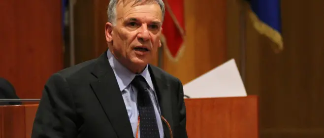 Lamezia, Tallini attacca Murone: «Sindaco telecomandato, restituisca la parola agli elettori»\n\n\n