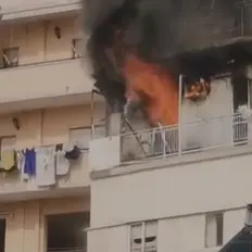 Villa San Giovanni, incendio in una palazzina sulla Nazionale: vigili del fuoco sul posto\n