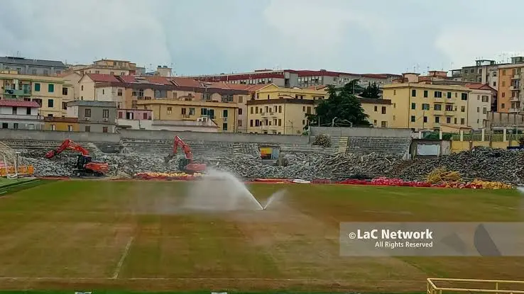 Stadio Ceravolo, il Catanzaro Club “Floriano Noto” chiede certezze: «Basta rallentamenti, rispettare i tempi»\n