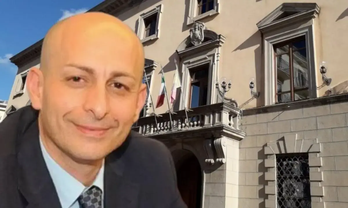 Catanzaro, rimpasto in Giunta.\u00A0Il consigliere Celia affonda Fiorita: «Il nuovo metodo? La convenienza»\u00A0\n