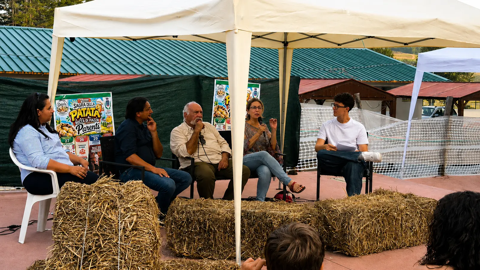 <p>Seminario sulla filiera agroalimentare silana durante la Sagra della Patata di Parenti</p>\\n