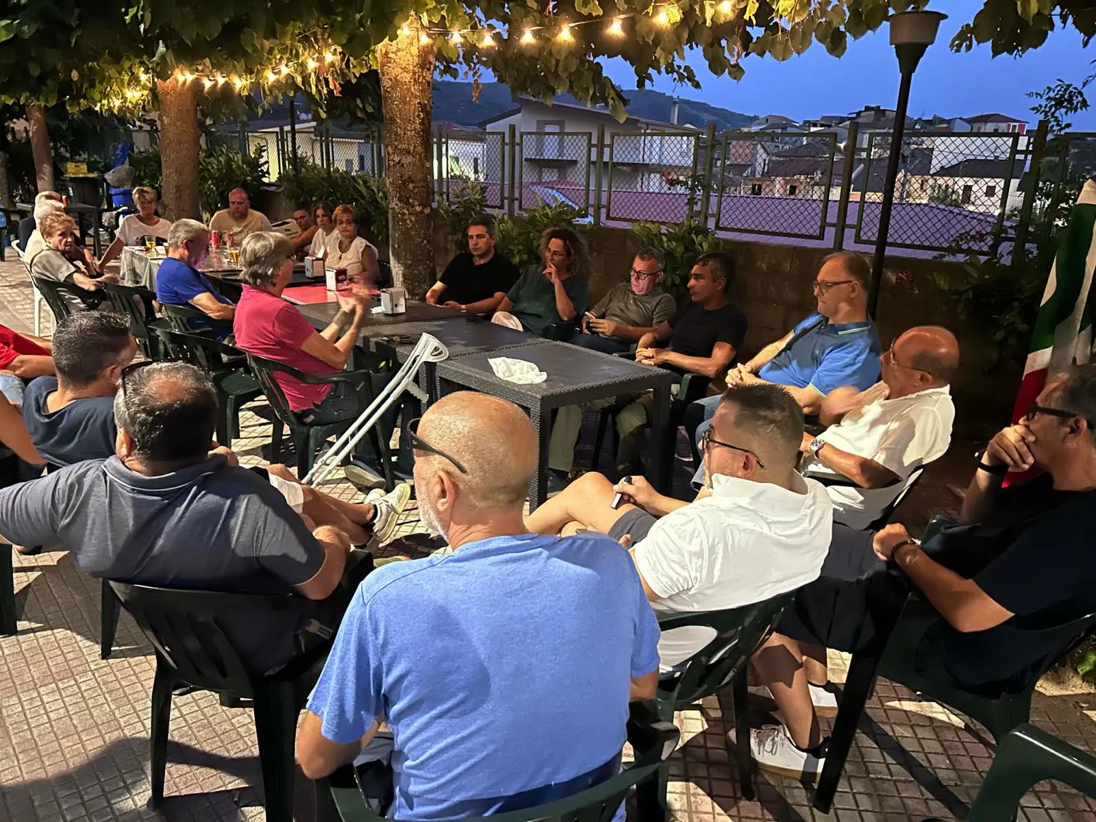 Vazzano, il Pd incontra i cittadini: «Trasversale delle Serre e agricoltura possono rilanciare il territorio»\n