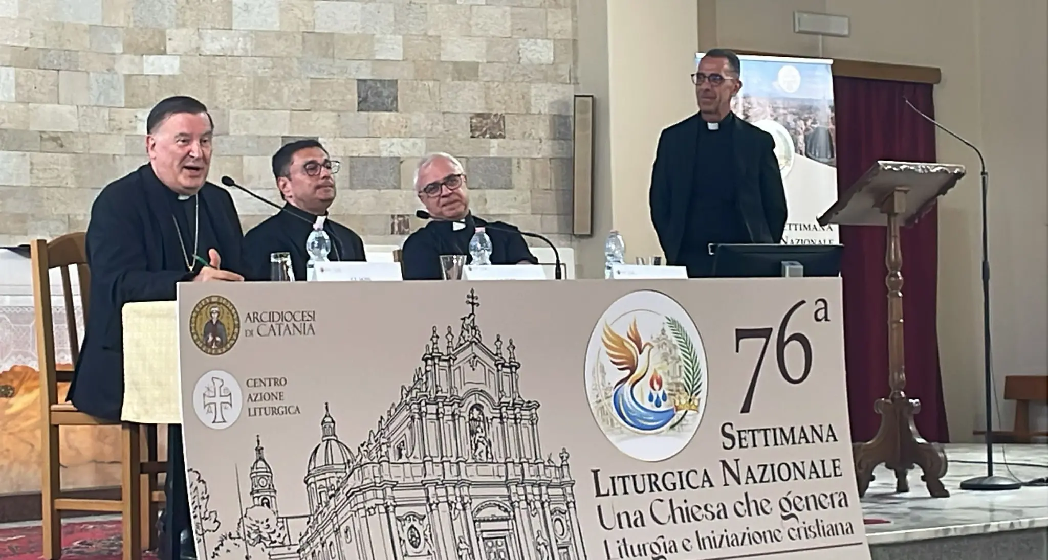 La provocazione di mons. Maniago: «Ancora non sappiamo celebrare Messa»