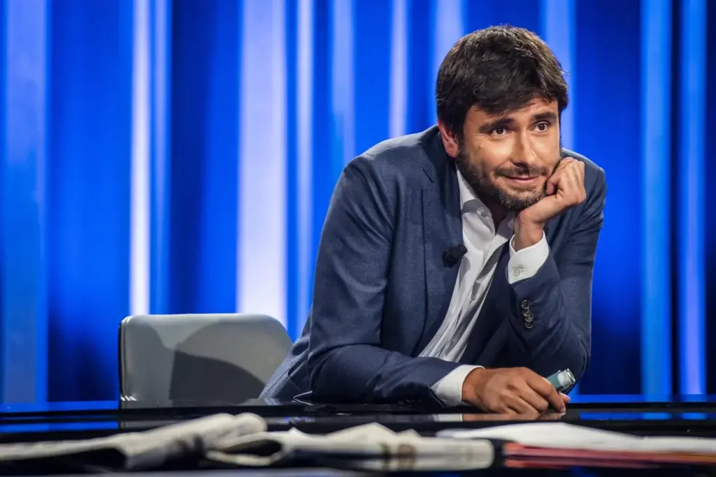 Di Battista sta meglio dopo il malore a Cuba,\u00A0aereo sanitario pronto:\u00A0«Ce la metterò tutta per tornare presto»\n