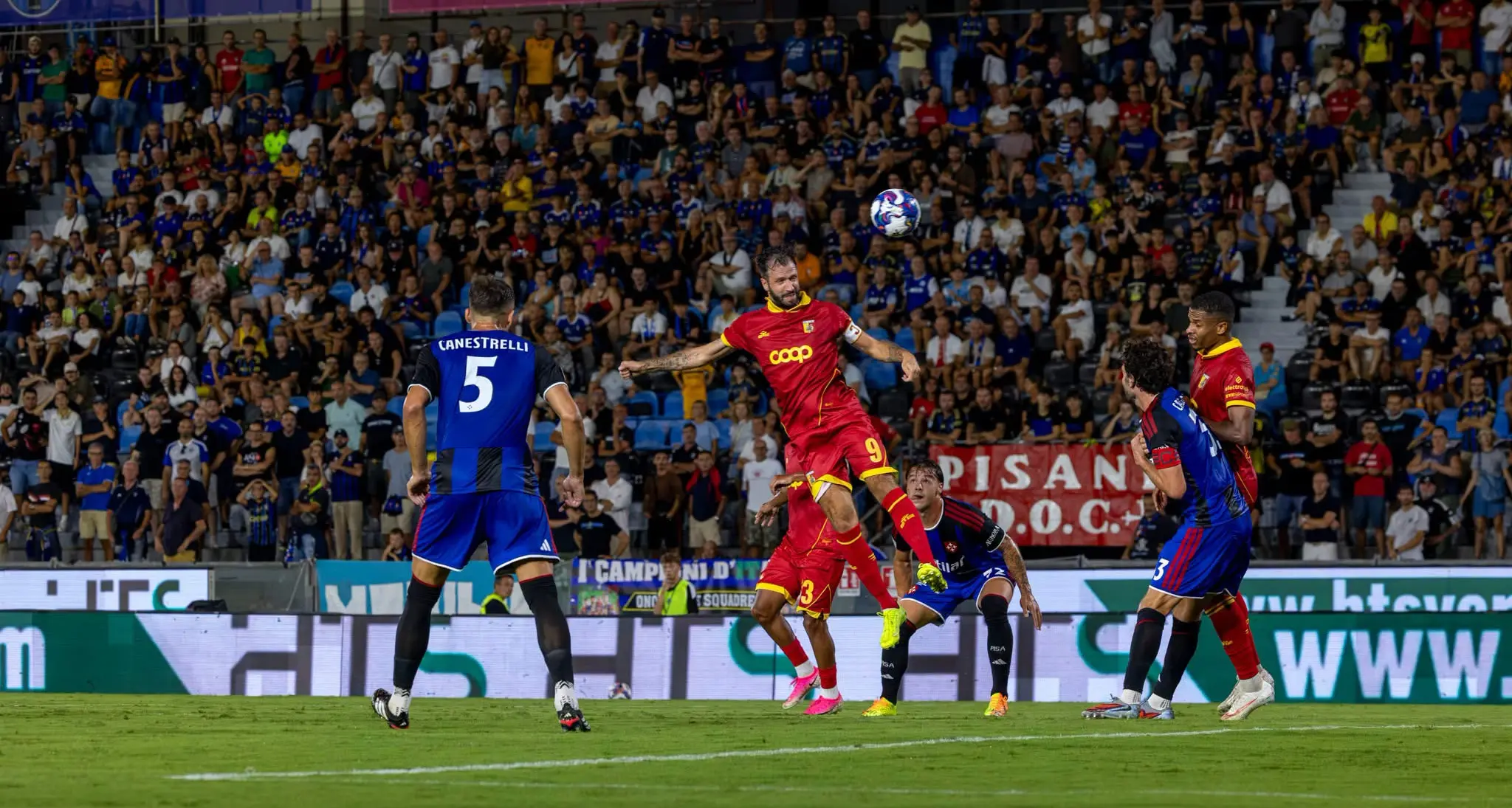 Il Catanzaro cade anche a Pisa: Iemmello illude, poi i nerazzurri ribaltano la gara\n