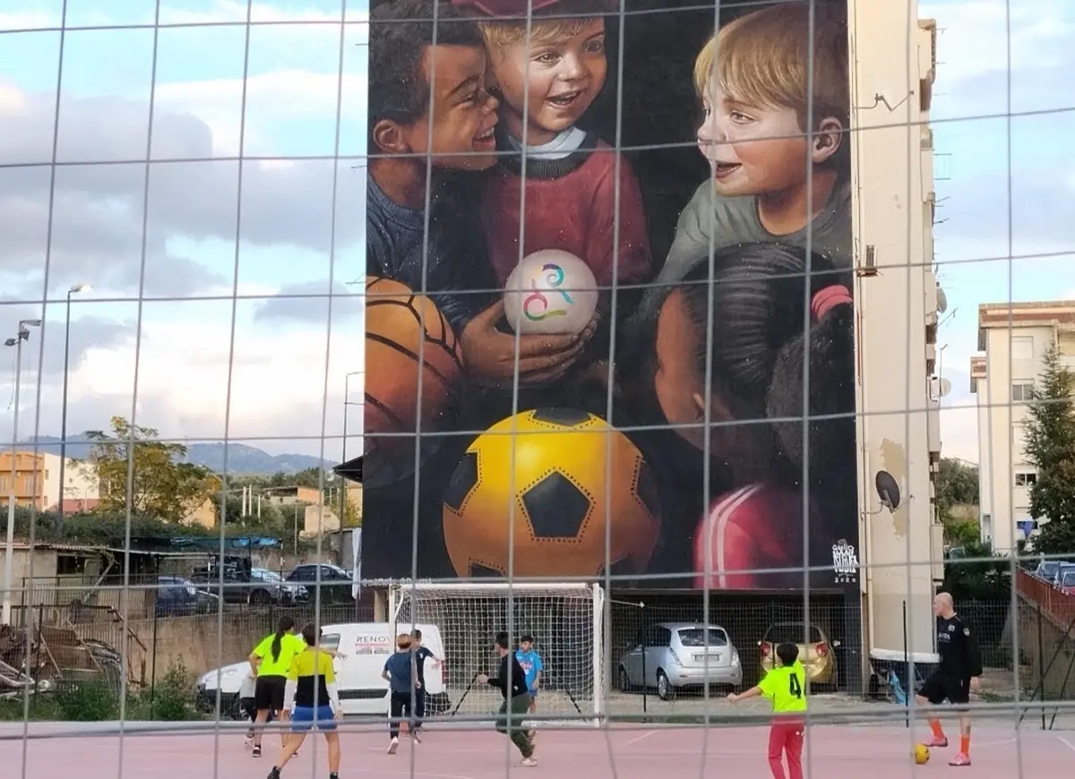 Un pallone può insegnare da che parte stare: la polisportiva Arghillà a Colori del Csi pronta alla sua decima stagione\n