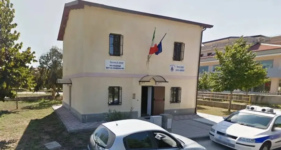 Jonadi, Nazzareno Fialà attacca il sindaco Signoretta: «Promesse tradite e gestione monarchica»\n