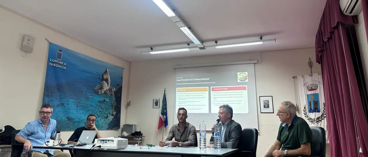 Parghelia, la minoranza alza il tiro: «Possibili dimissioni del nostro intero gruppo». Scontro a distanza con il sindaco\u00A0Landro su acqua e fogne\n
