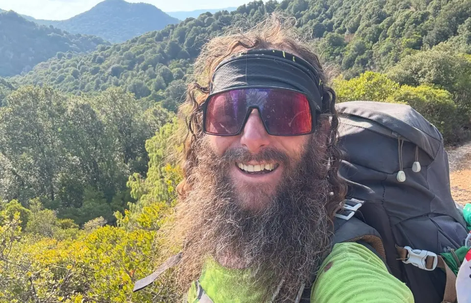 Dal Friuli alla Calabria fino alla Sardegna: Luca Terenziani completa il Sentiero Italia, il cammino più lungo del mondo\n