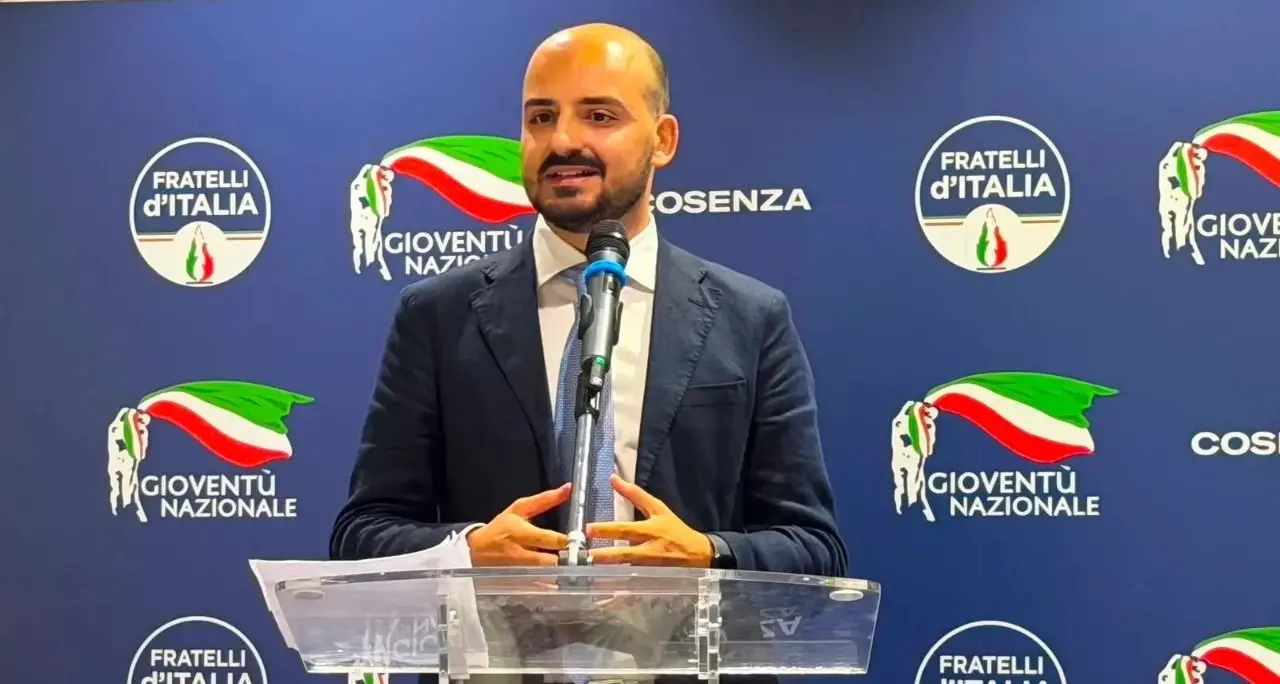 Caruso (FDI): «De Cicco vuole fare risorgere Cosenza, ma dimentica che ha amministrato la città per dieci anni»\u00A0\n