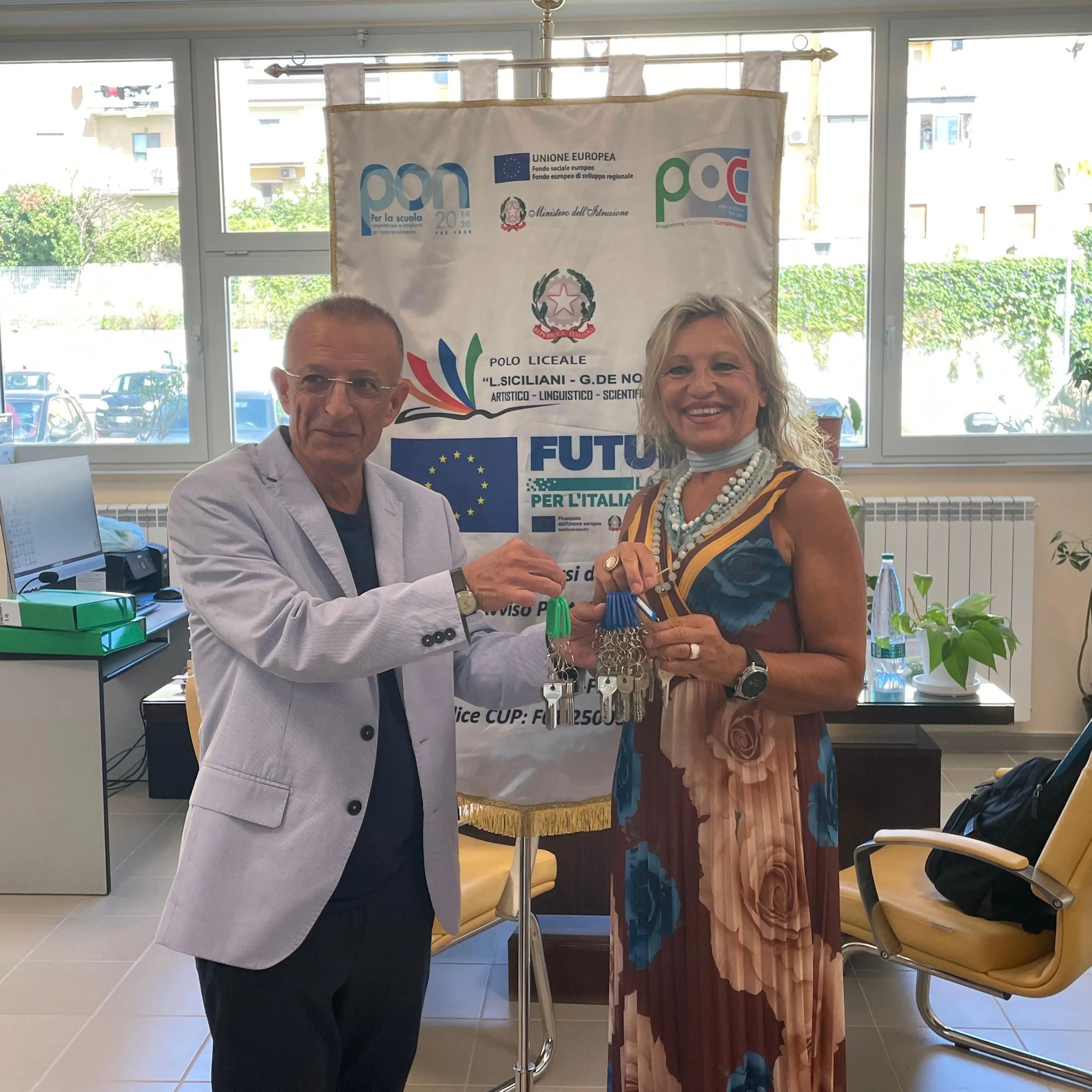 Liceo\u00A0Scientifico\u00A0di\u00A0Catanzaro, la\u00A0Provincia consegna le chiavi della nuova sede di via Platani\u00A0\n
